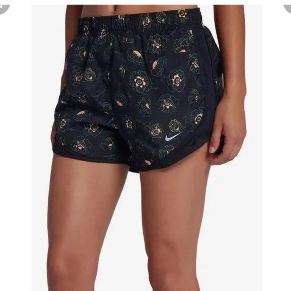 Nike Tempo Dri Fit Floral Thorns Running Short